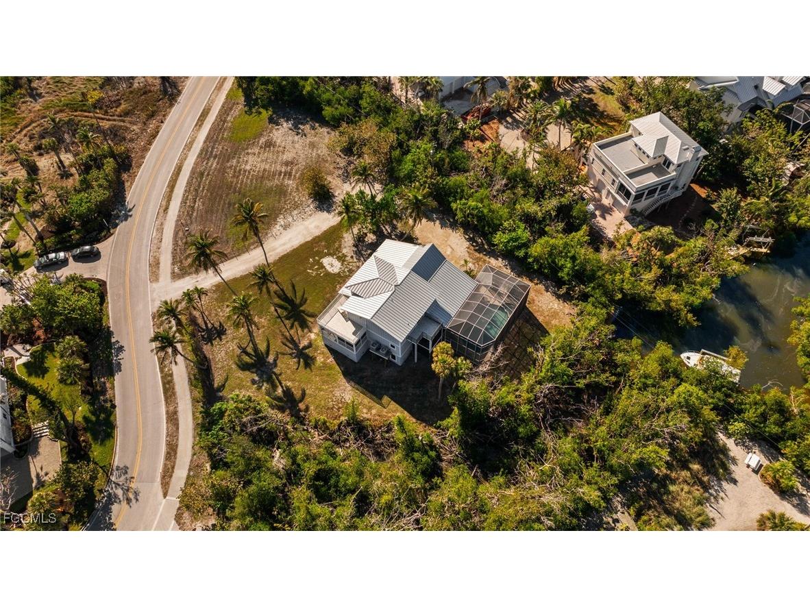 460 E Gulf Drive Sanibel FL 33957 2025019649 image38