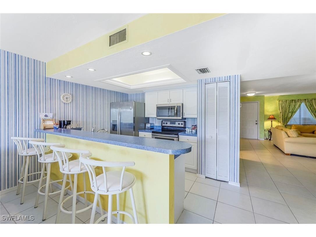 460 Fox Haven Drive #1206 Naples FL 34104 225074954 image4