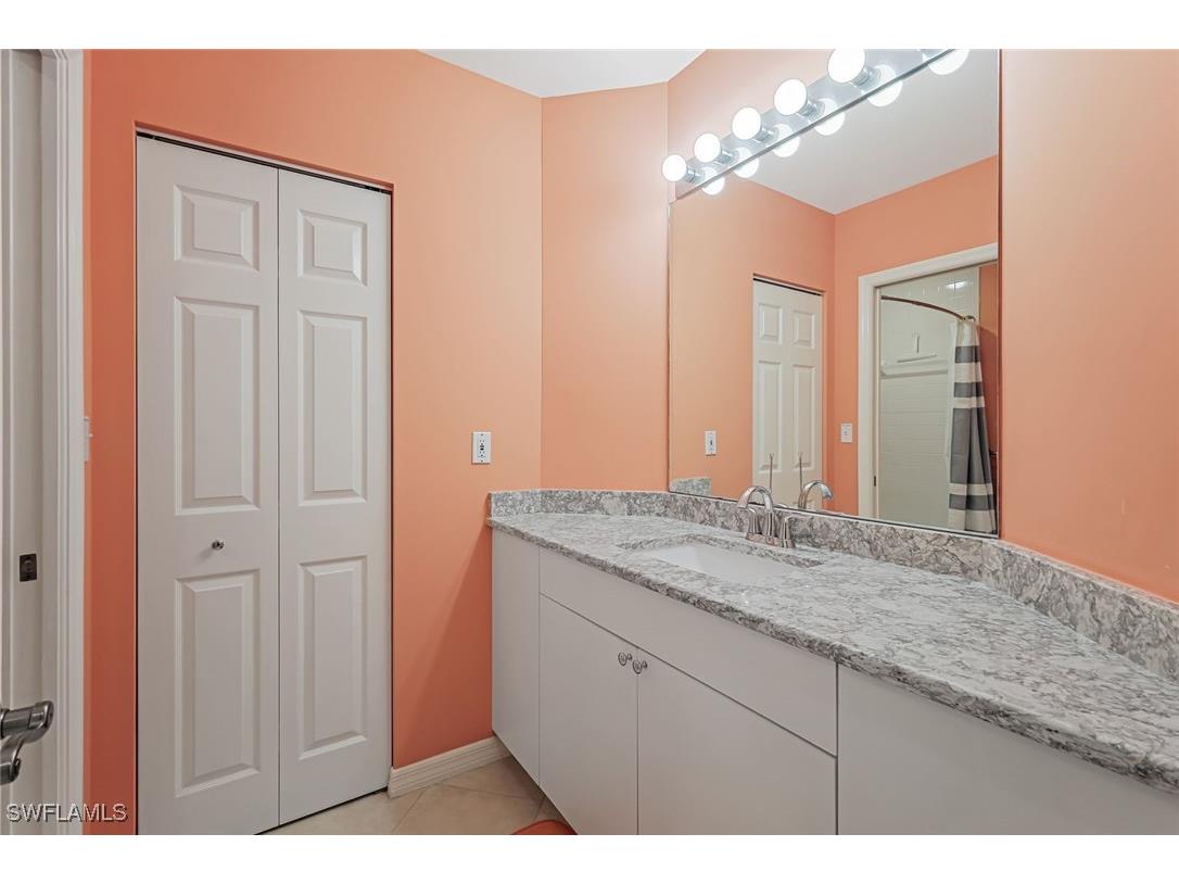 460 Launch Circle #201 Naples FL 34108 225066375 image12