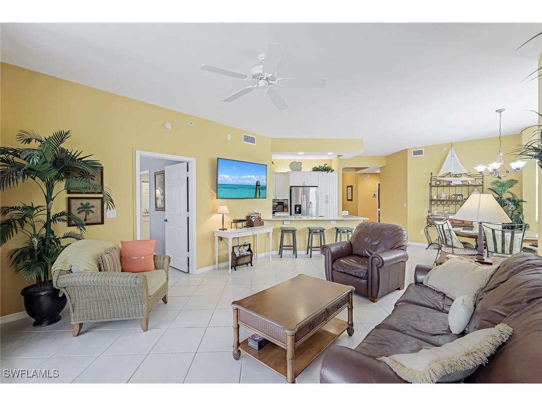 460 Launch Circle #201 Naples FL 34108 225066375 image3