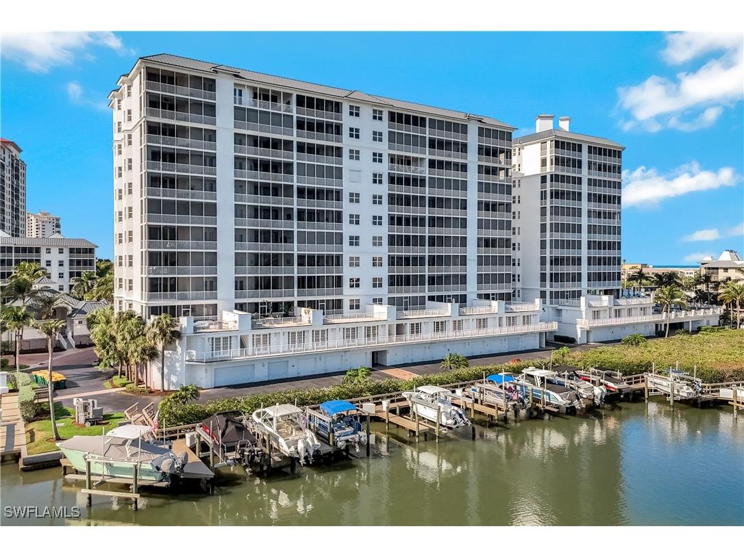 460 Launch Circle #202 Naples FL 34108 225067430 image26