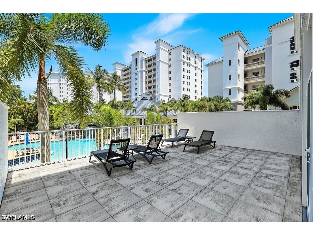 460 Launch Circle #202 Naples FL 34108 226024255 image18