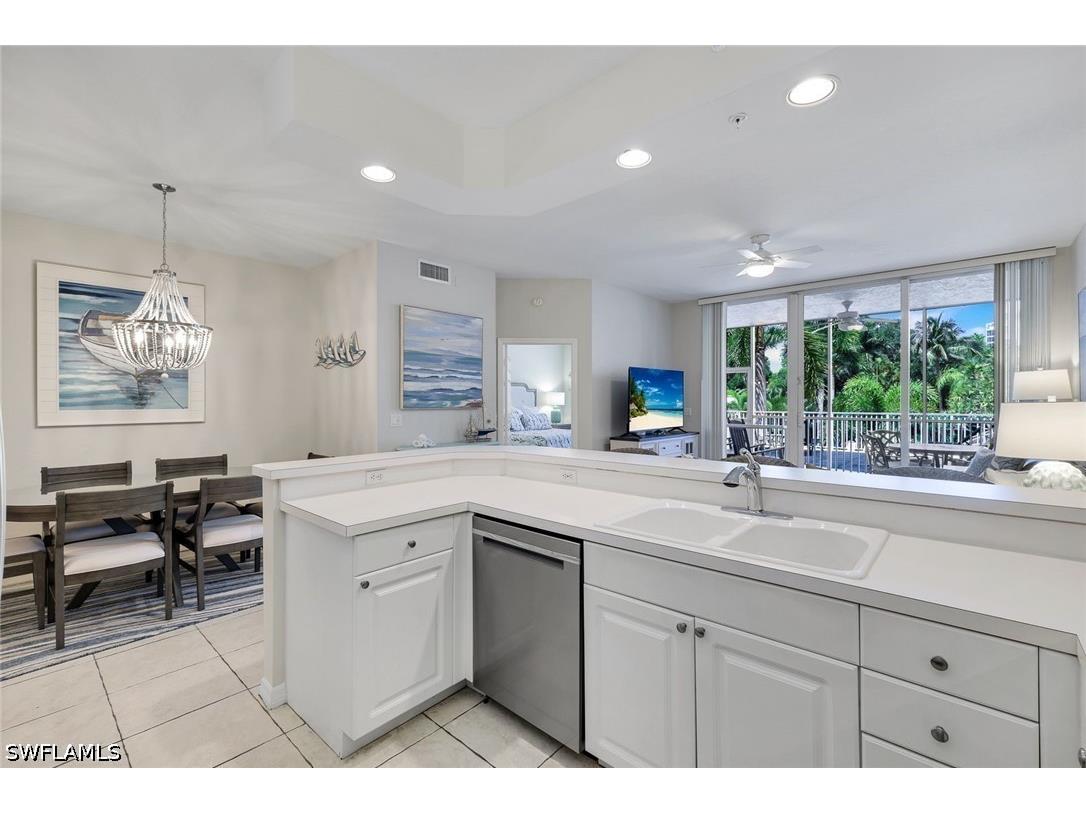 460 Launch Circle #202 Naples FL 34108 226024255 image7