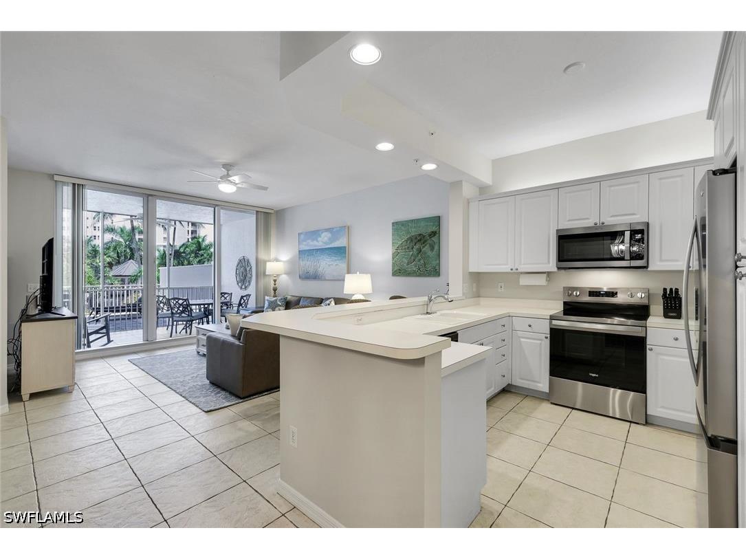 460 Launch Circle #202 Naples FL 34108 226024255 image8