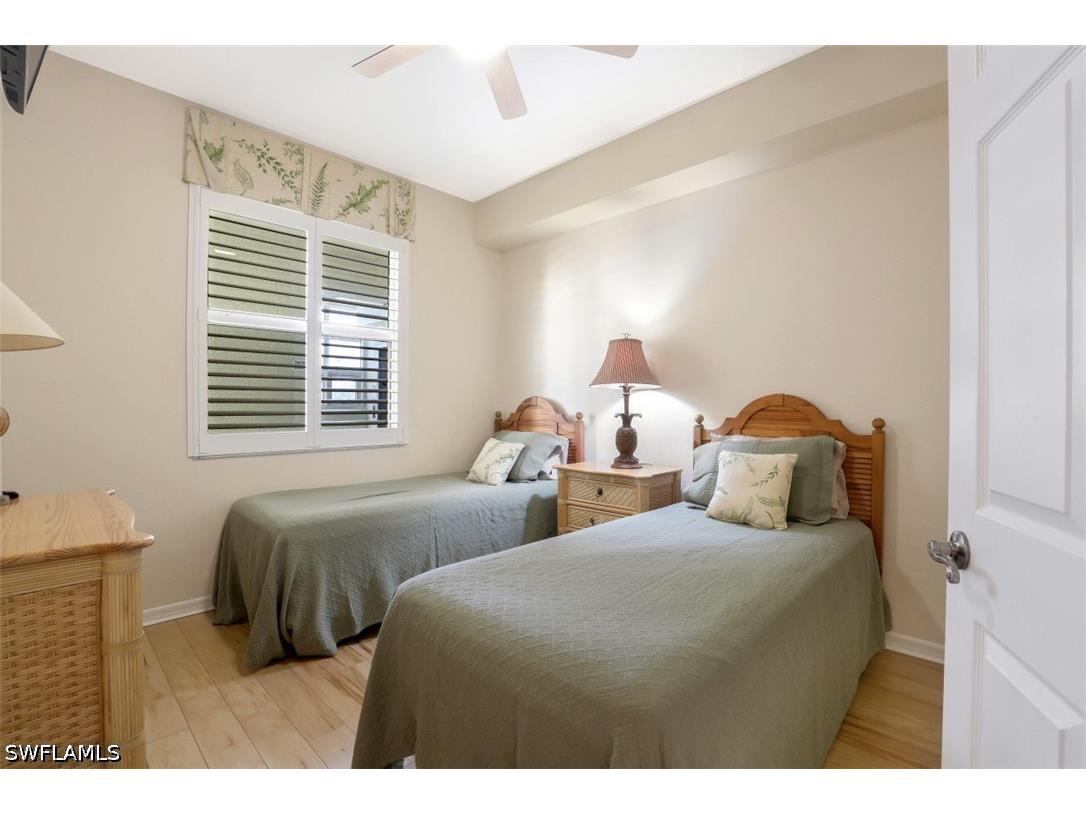 460 Launch Circle #403 Naples FL 34108 226018429 image16