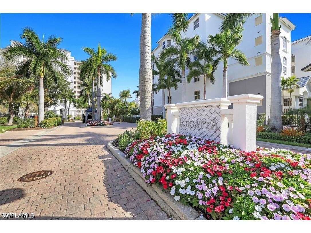 460 Launch Circle #403 Naples FL 34108 226018429 image25
