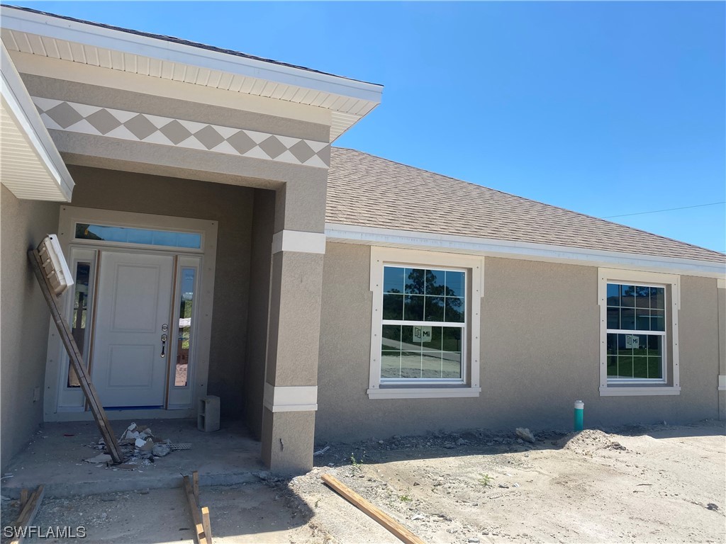 4600 Flora Avenue N Lehigh Acres FL 33971 223013404 image1