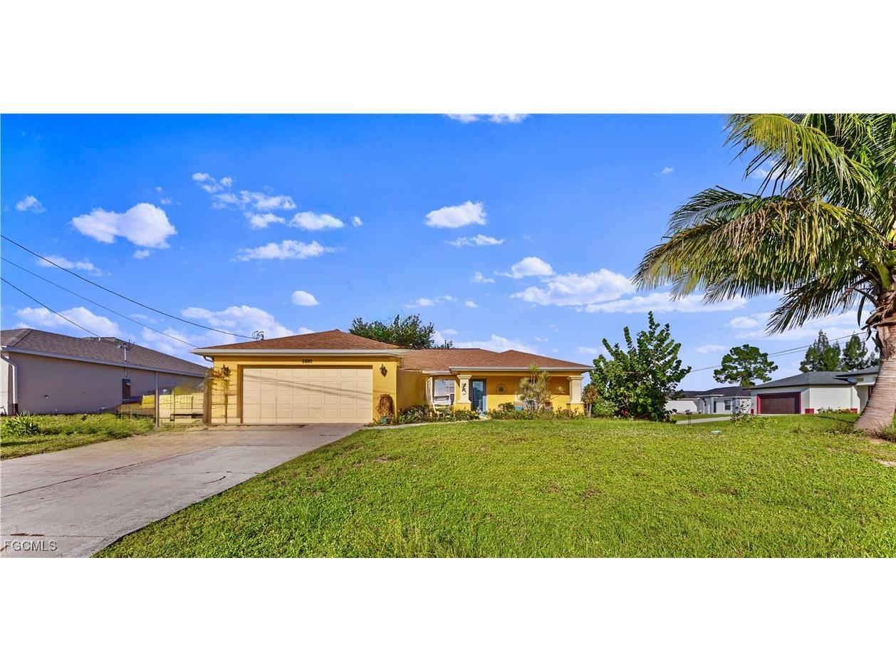 4600 Flora Avenue S Lehigh Acres FL 33976 2025013719 image1