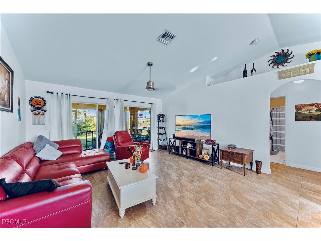 4600 Flora Avenue S Lehigh Acres FL 33976 2025013719 image11