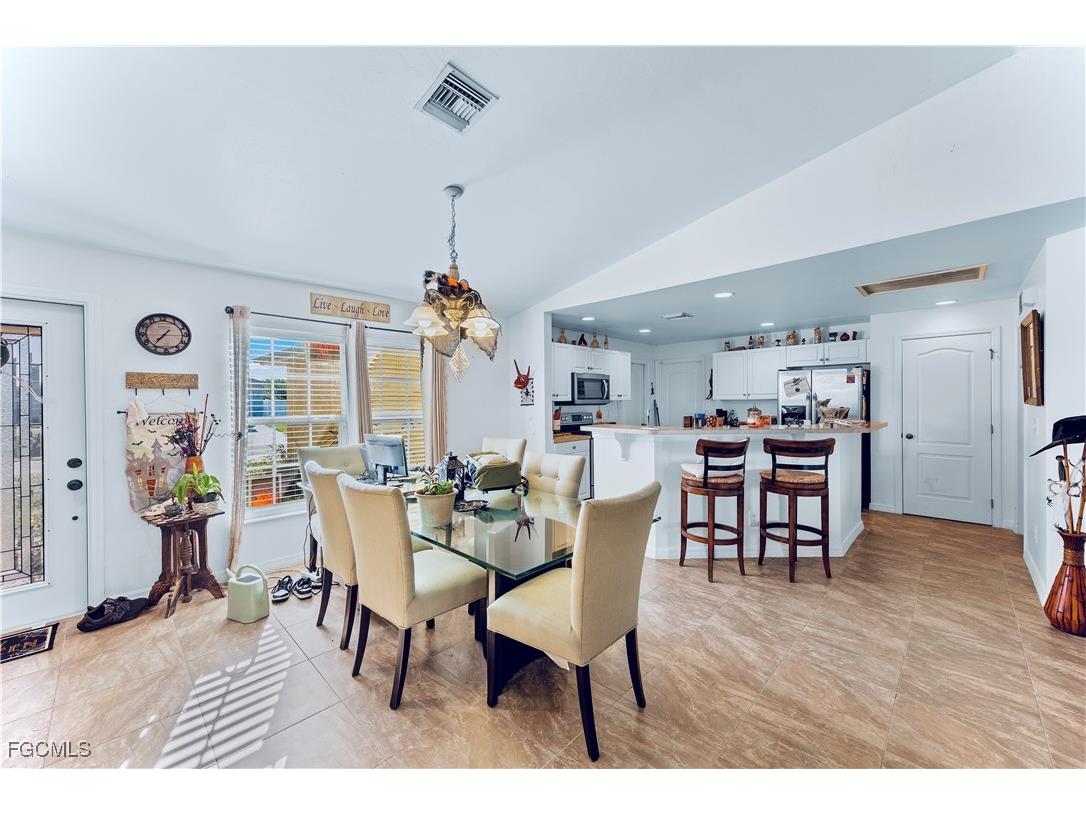 4600 Flora Avenue S Lehigh Acres FL 33976 2025013719 image4