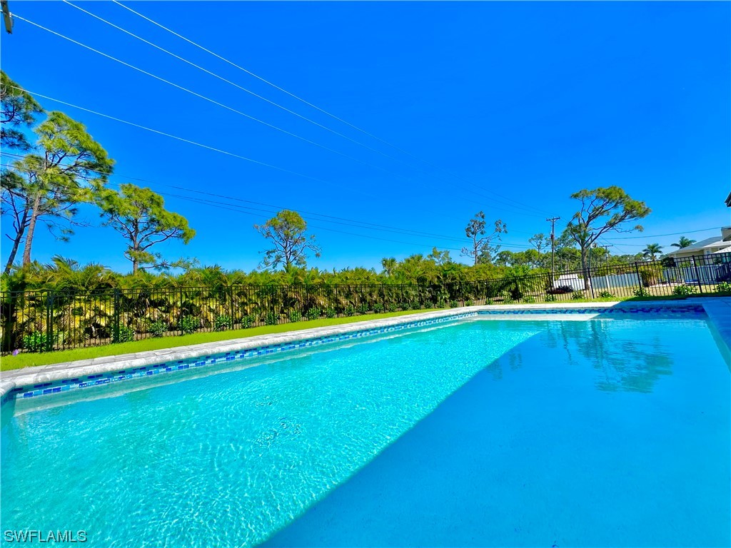 4600 Key Largo Lane Bonita Springs FL 34134 224017779 image1