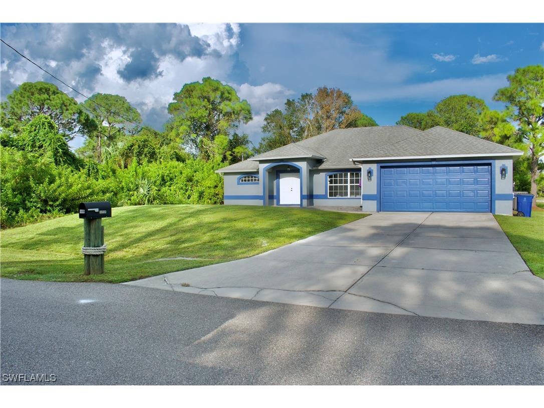 4600 Olive Avenue N Lehigh Acres FL 33971 223058125 image1