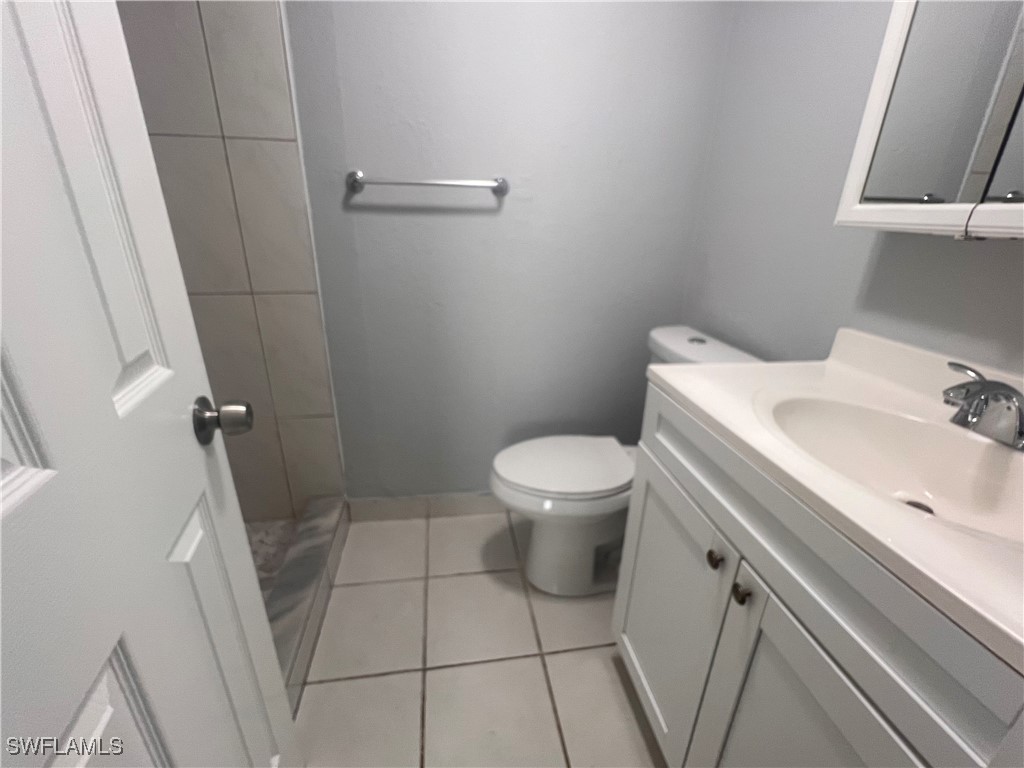 4601 Bayshore Drive #A1 Naples FL 34112 225071074 image9