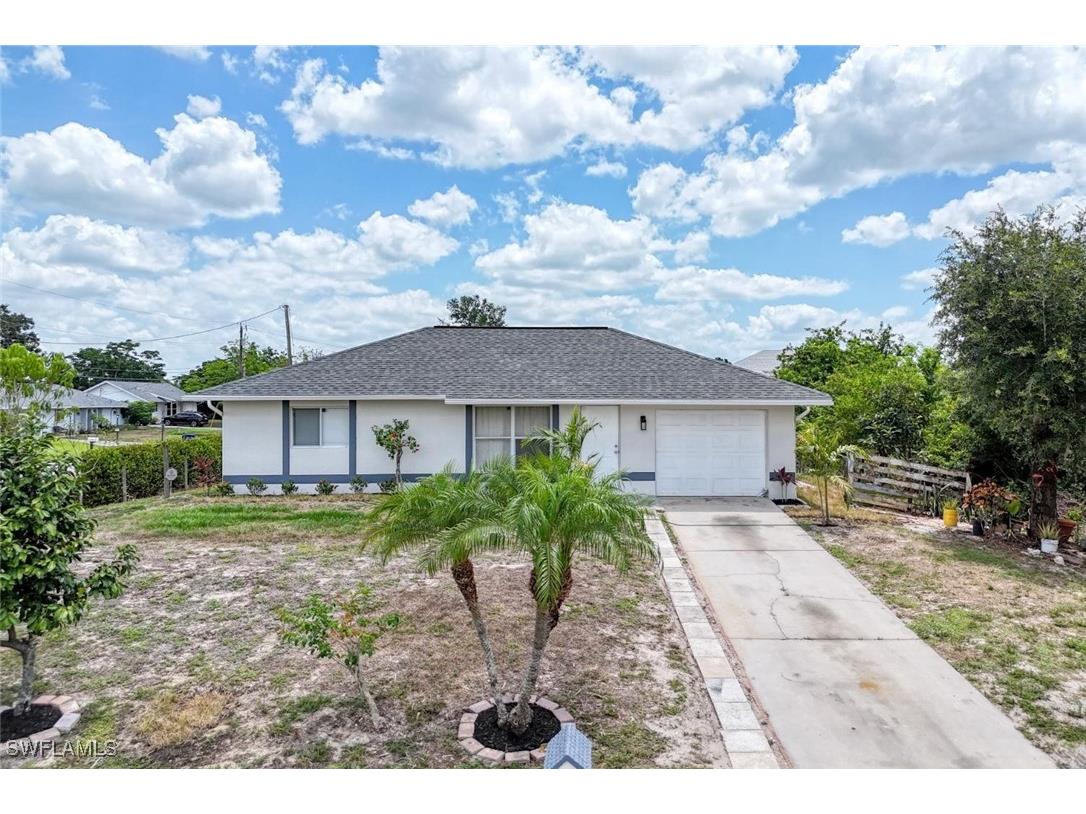 4601 Diane Avenue S Lehigh Acres FL 33976 225048692 image1