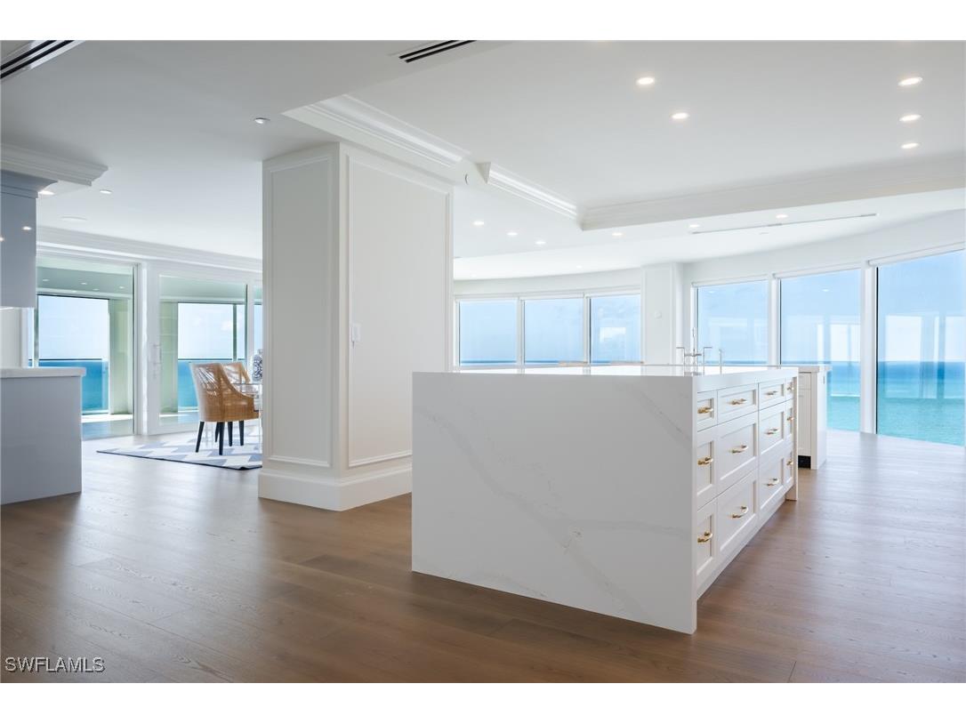 4601 Gulf Shore Boulevard N #17 Naples FL 34103 225072742 image11