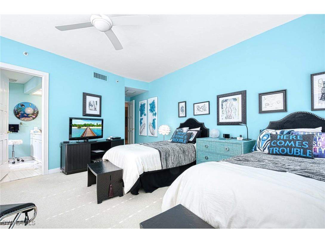 4601 Gulf Shore Boulevard N #2 Naples FL 34103 225081359 image18