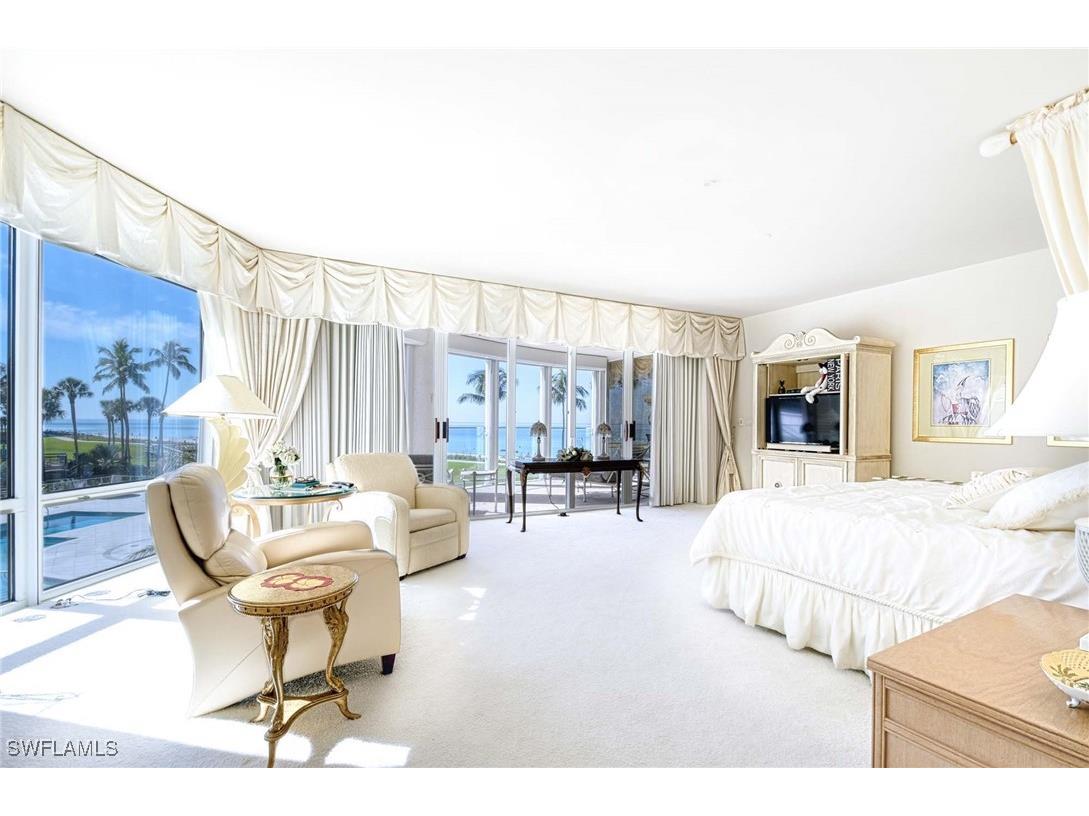 4601 Gulf Shore Boulevard N #2 Naples FL 34103 225081359 image22