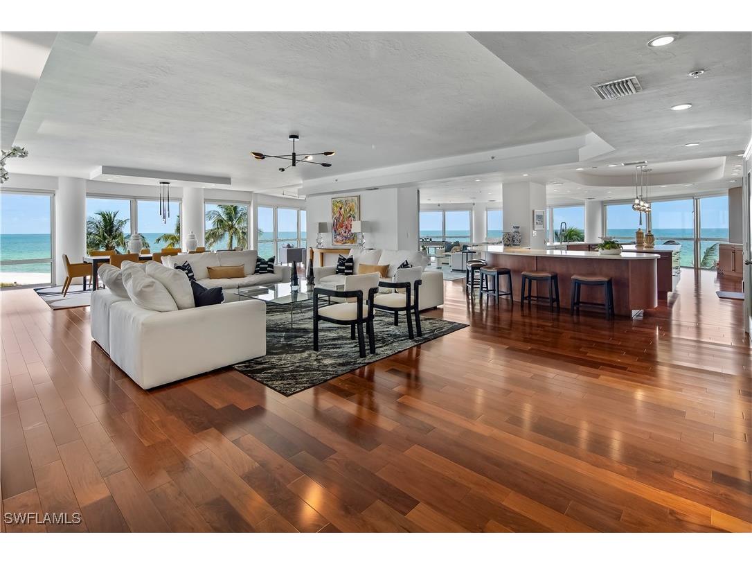 4601 Gulf Shore Boulevard N #3 Naples FL 34103 226000527 image1