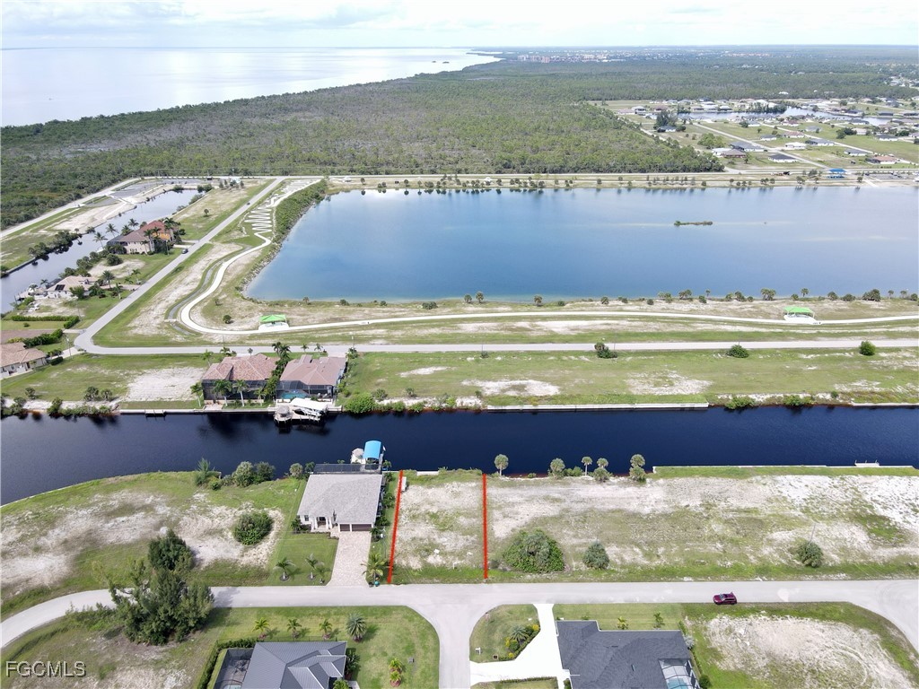 4601 NW 35th Terrace Cape Coral FL 33993 2025009974 image2