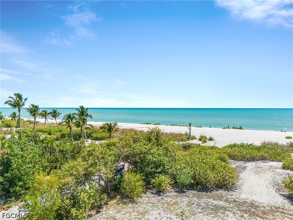 4601 Rue Belle Mer Sanibel FL 33957 2026023320 image8