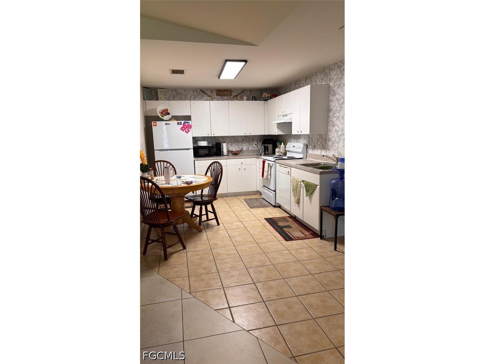 4602 28th Street SW Lehigh Acres FL 33973 2026030446 image4