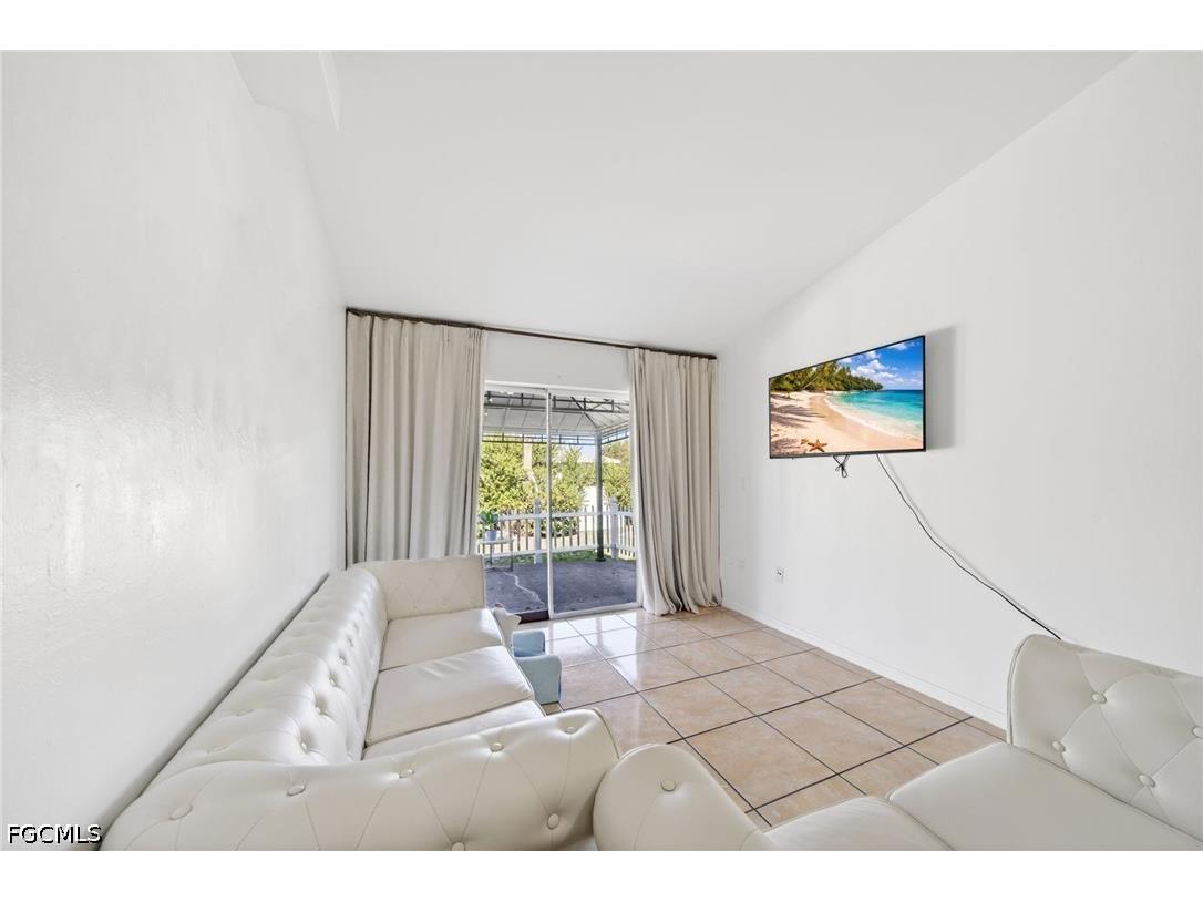 4602/4604 Skyline Boulevard Cape Coral FL 33914 2026016063 image9