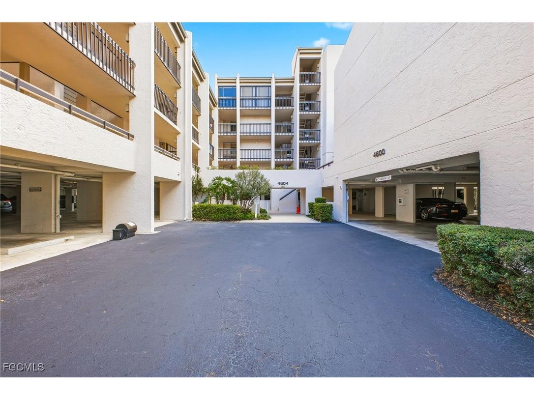 4604 Flagship Drive #103 Fort Myers FL 33919 2025016984 image24