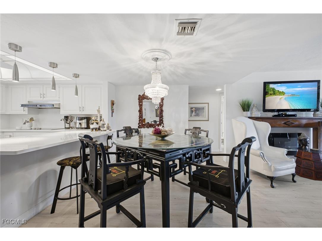 4604 Flagship Drive #103 Fort Myers FL 33919 2025016984 image3