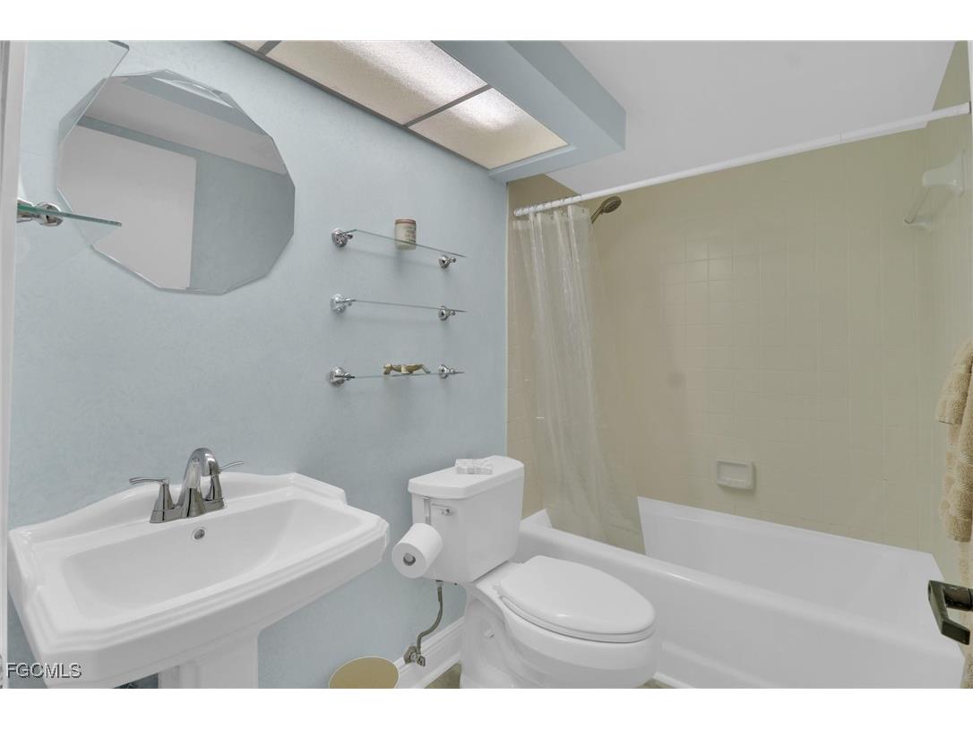 4604 Flagship Drive #305 Fort Myers FL 33919 2025018855 image18