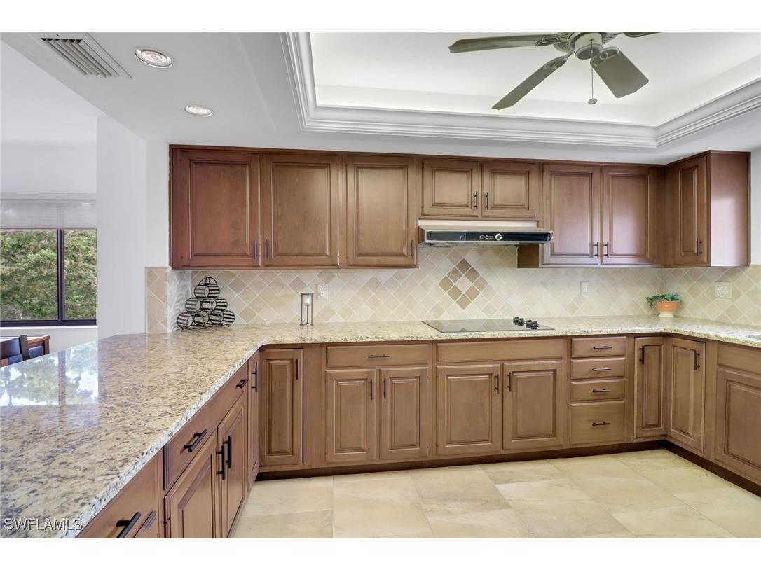 4604 Flagship Drive #406 Fort Myers FL 33919 225049365 image2