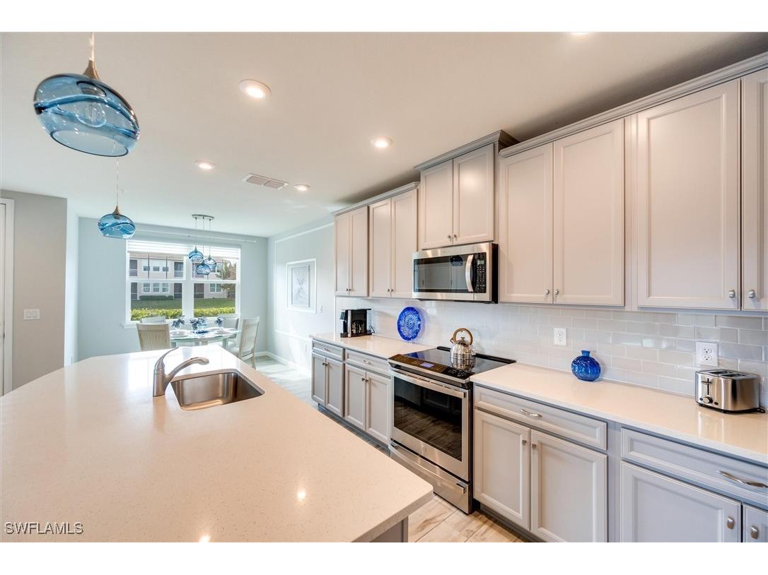 4607 Arboretum Circle #103 Naples FL 34112 226004842 image7