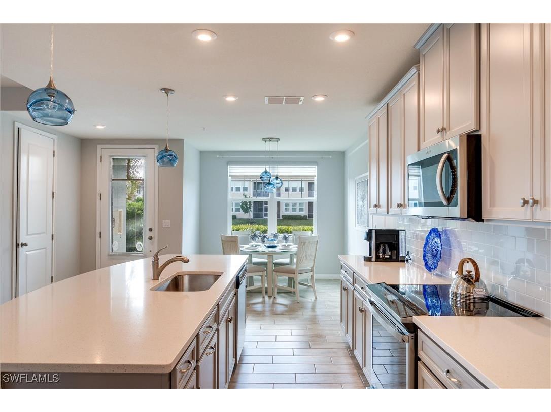 4607 Arboretum Circle #103 Naples FL 34112 226004842 image8