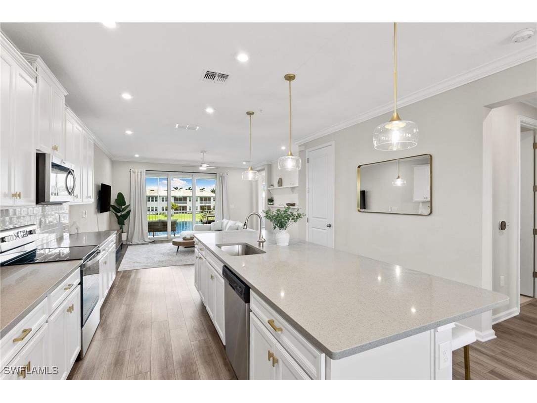 4607 Arboretum Circle #202 Naples FL 34112 225067755 image14