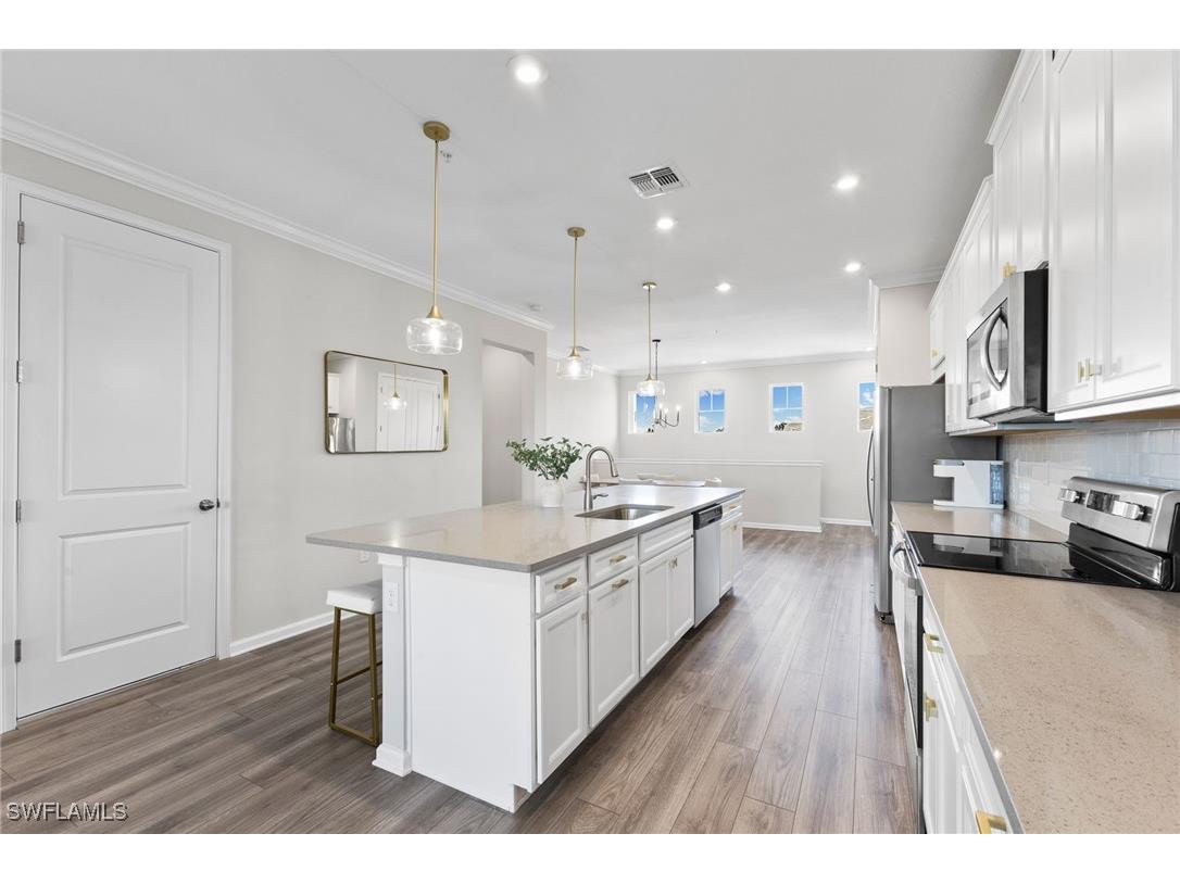 4607 Arboretum Circle #202 Naples FL 34112 225067845 image20