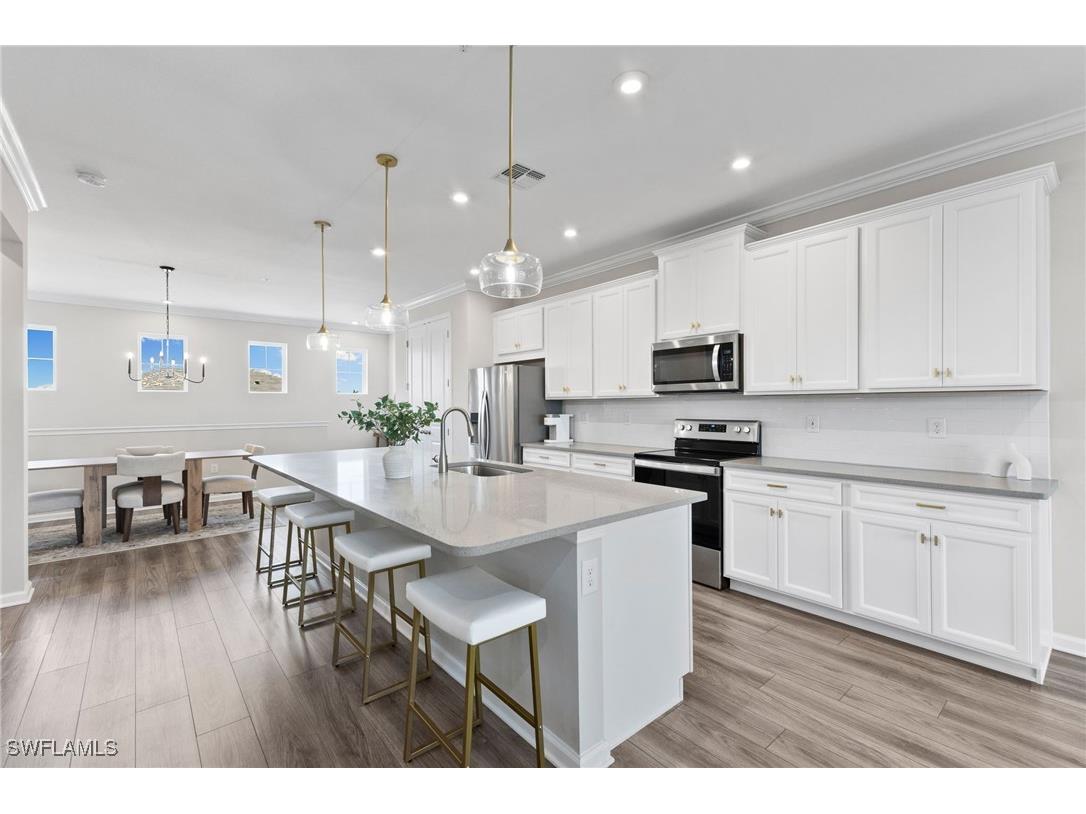 4607 Arboretum Circle #202 Naples FL 34112 225067845 image22