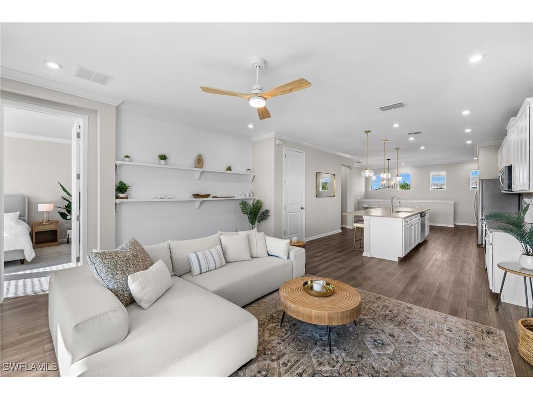 4607 Arboretum Circle #202 Naples FL 34112 225074781 image10
