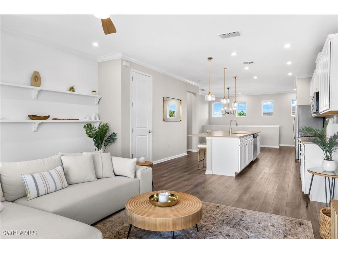 4607 Arboretum Circle #202 Naples FL 34112 225074781 image11