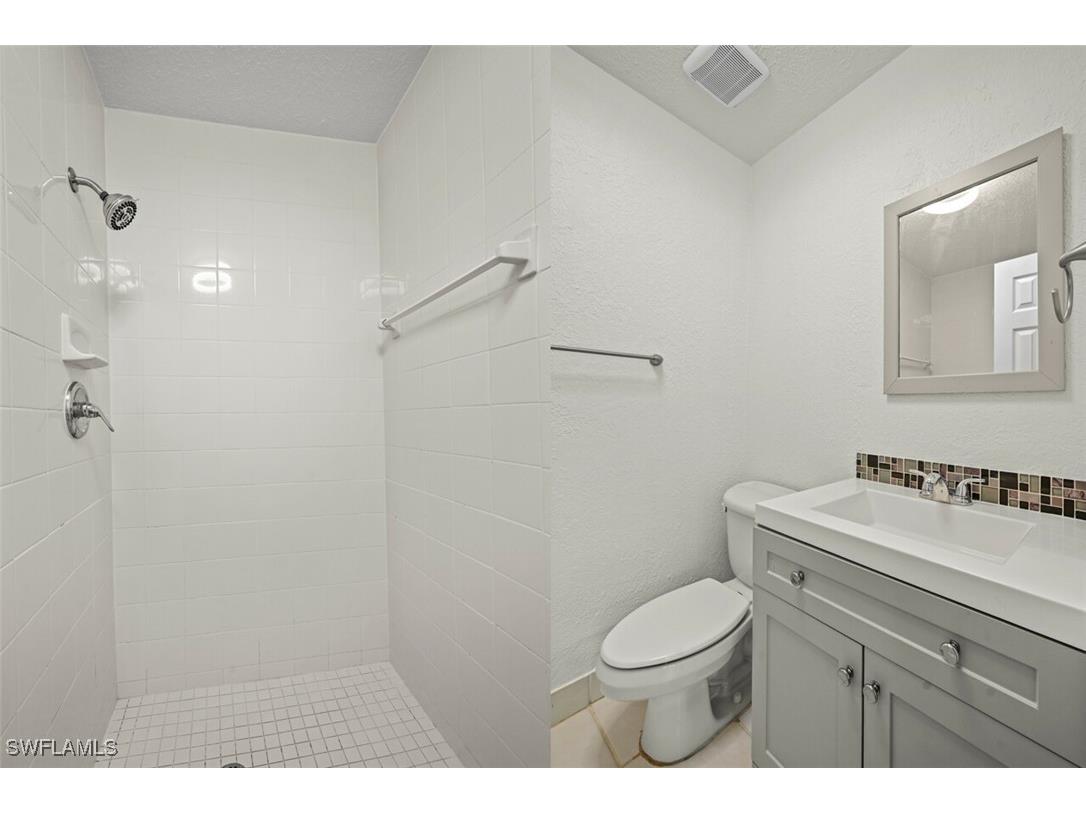 4607 Bayshore Drive #K7 Naples FL 34112 225076243 image11