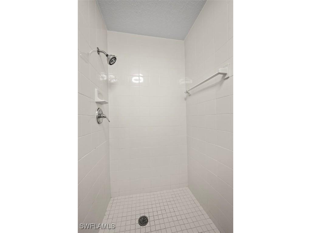 4607 Bayshore Drive #K7 Naples FL 34112 225076243 image12