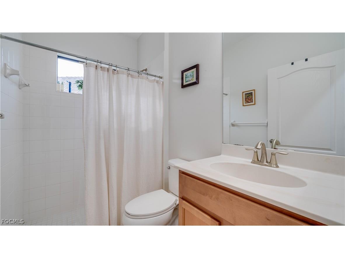 4607 Mystic Blue Way Fort Myers FL 33966 2026009639 image32