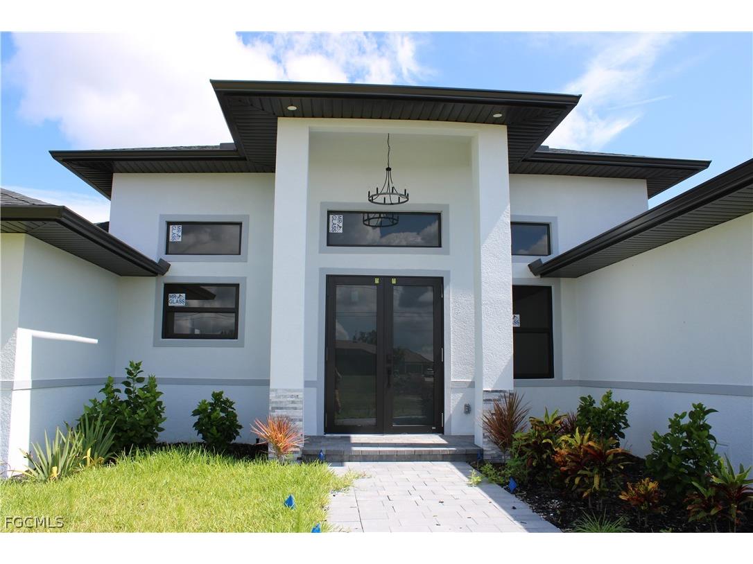 4607 NW 31st Terrace Cape Coral FL 33993 2026012357 image1