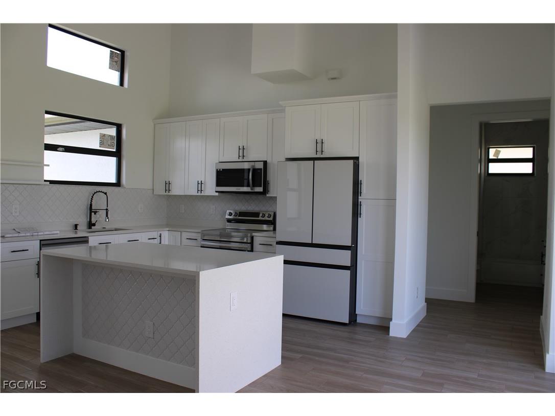 4607 NW 31st Terrace Cape Coral FL 33993 2026012357 image3