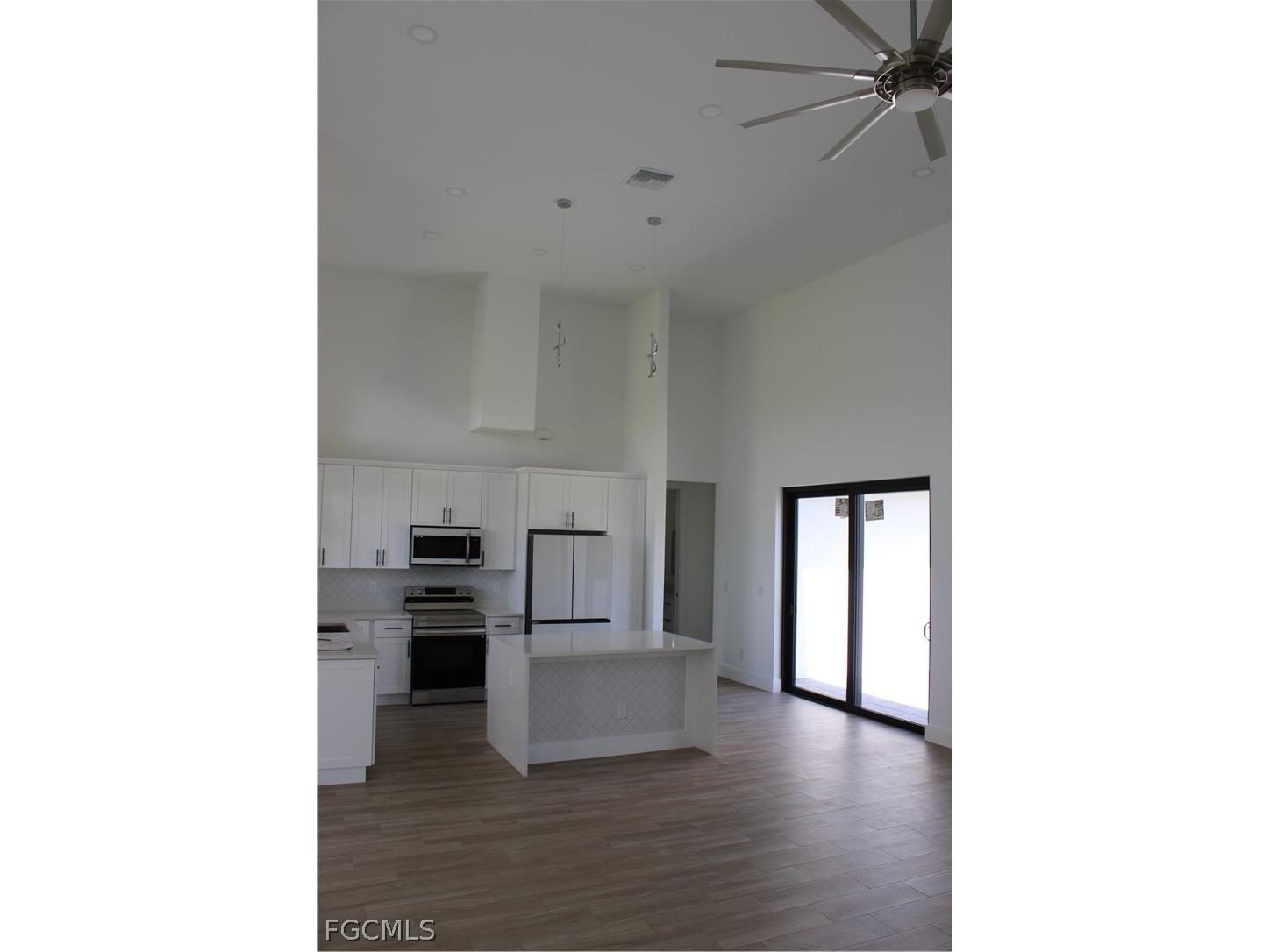 4607 NW 31st Terrace Cape Coral FL 33993 2026012357 image7