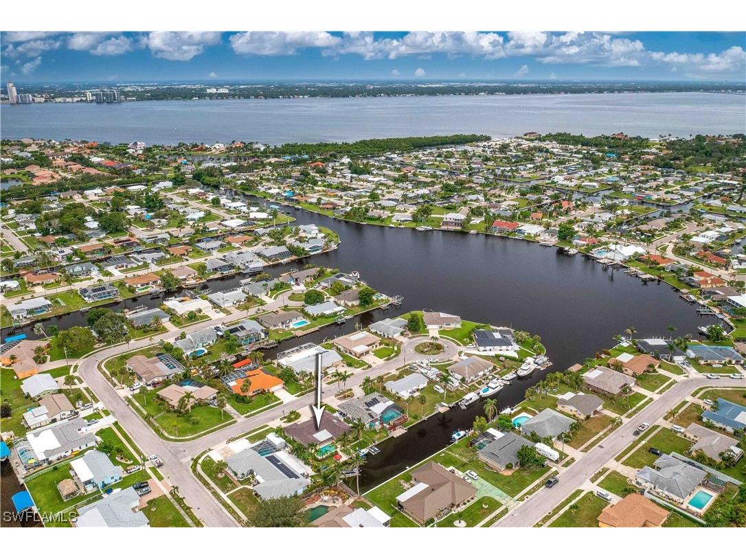 4607 Vinewood Circle North Fort Myers FL 33903 223052378 image1