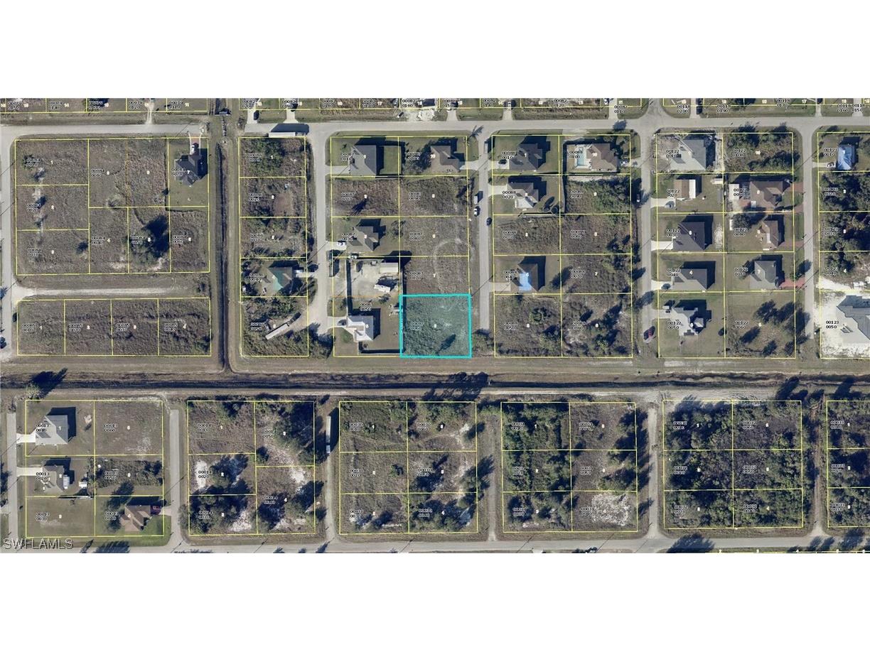 4608 Flora Avenue S Lehigh Acres FL 33976 223031794 image1