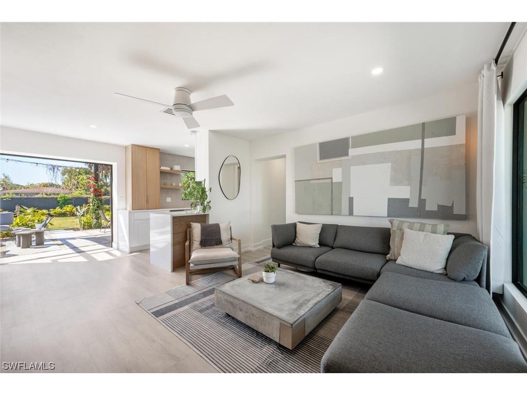 4608 Normandy Drive Naples FL 34112 224016595 image1