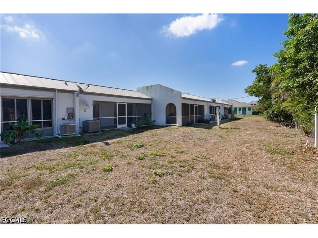 4608 SE 4th Place #6 Cape Coral FL 33904 2026028265 image20