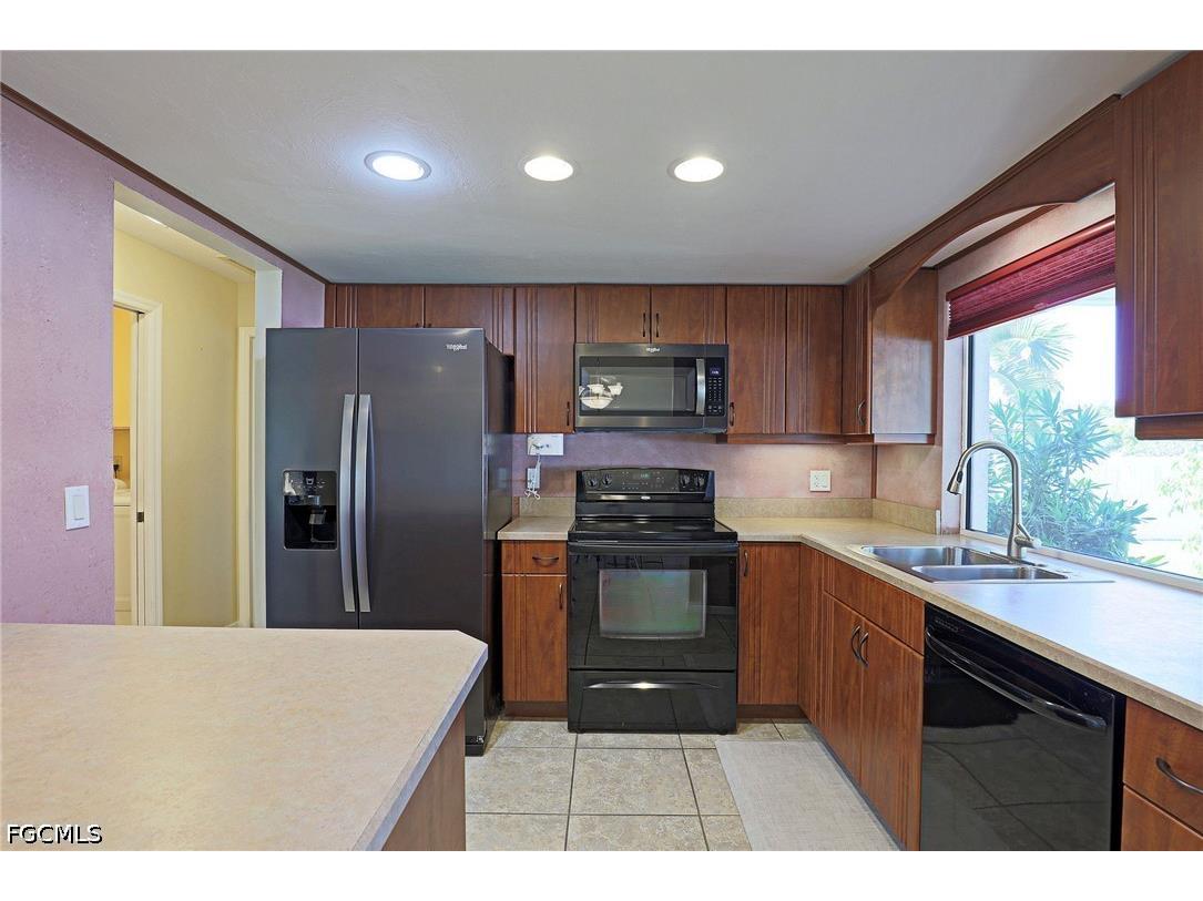 4608 SW 13th Avenue Cape Coral FL 33914 2026019159 image12