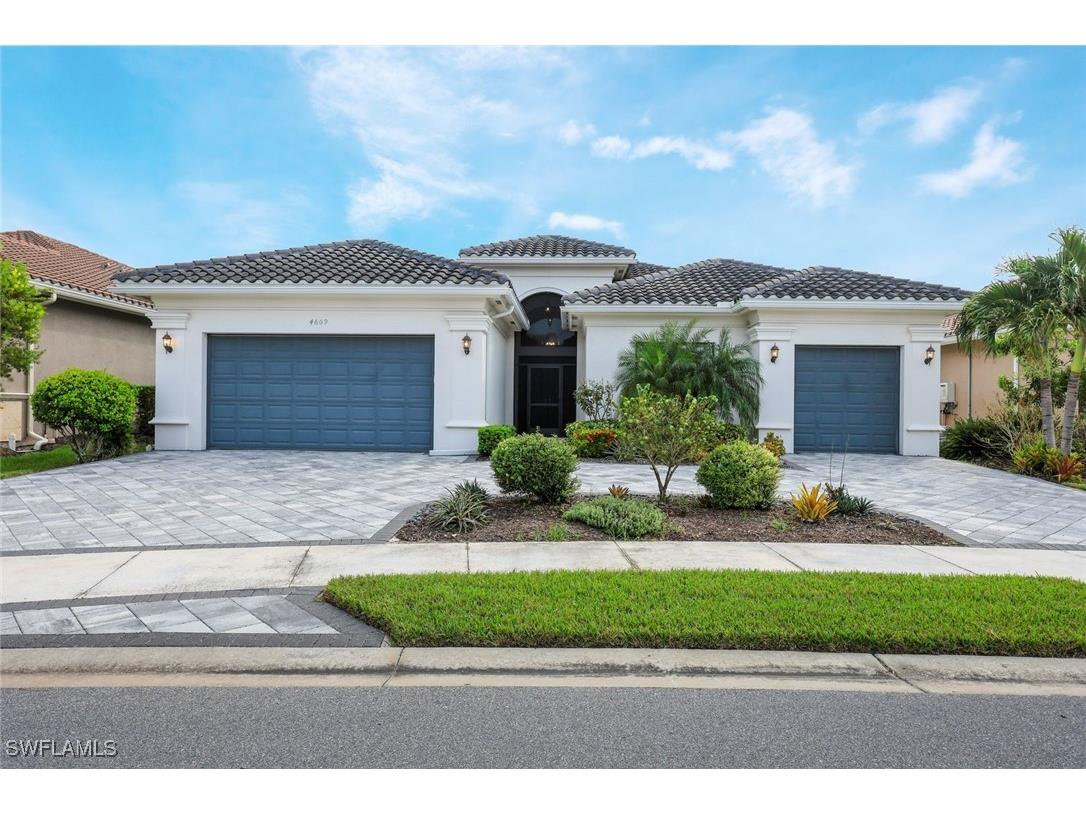 4609 Azalea Drive Drive Naples FL 34119 224082309 image1