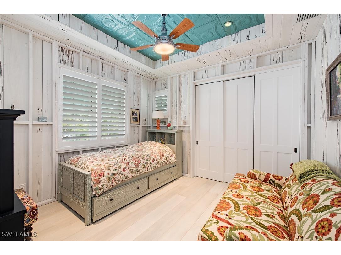 461 16th Avenue S Naples FL 34102 225079948 image11